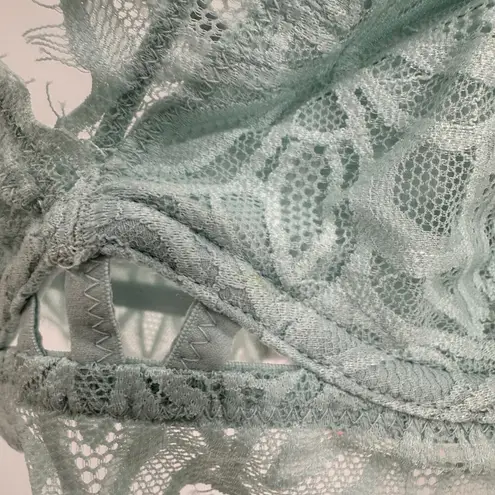 Victoria's Secret Pink Mint Crisscross Back Underwire Lace Bralette Size Small Green
