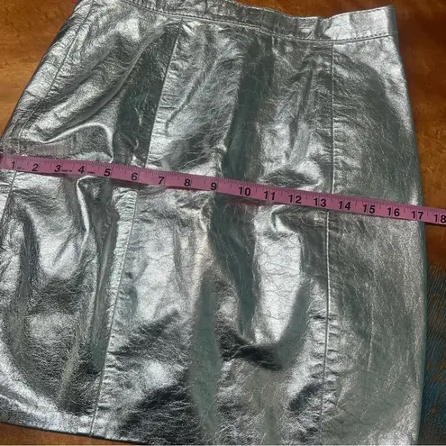 Vintage Metallic Silver Mini Skirt USA New York lined Size 2