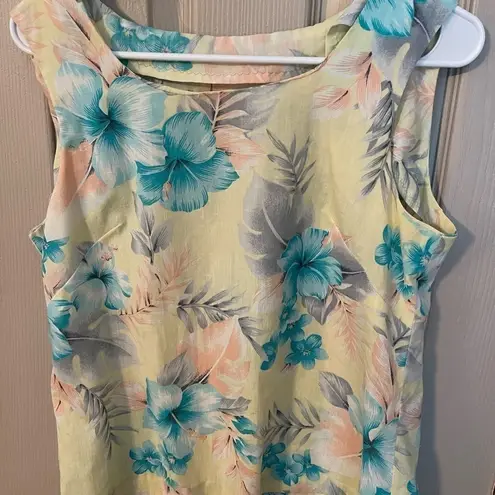 Vintage handmade floral print twin set with blouse & jacket. Yellow Size undefined