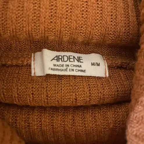 Ardene Cropped Ribbed Turtle Neck Sweater, Burnt Orange, Size M, NWOT Orange Size M