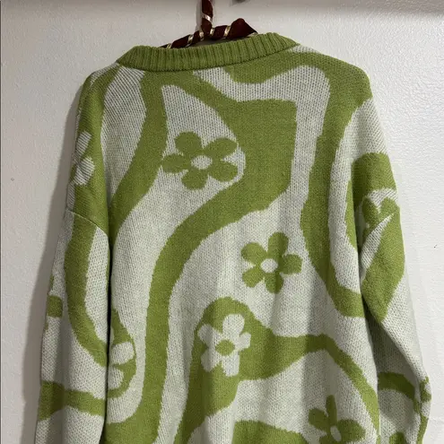 Just Polly green and white floral print sweater EUC Size L