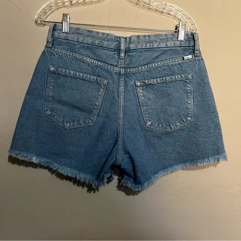 Kancan Roxie Front Single Seam Frayed Jean Shorts