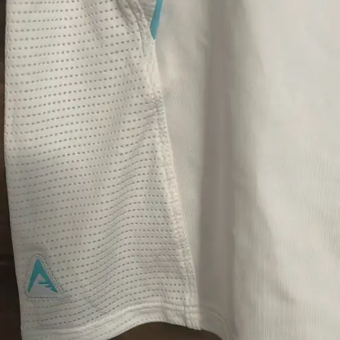 Antigua DESERT DRY Womens Size Small White Blue Top Cap Sleeve Tennis Stretch