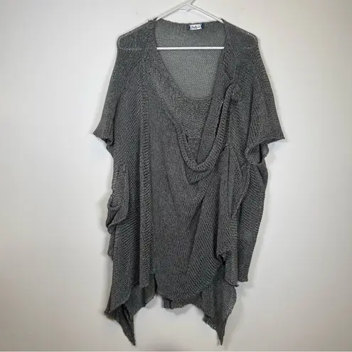 B & K Moda Boutique Open Weave Asymmetrical Pullover Sweater Top O/S Fits Most Silver Size undefined