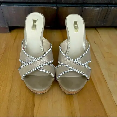 Guess  Tan Rhinestone Wedge Sandals Heels Rhinestone Trim size 8.5