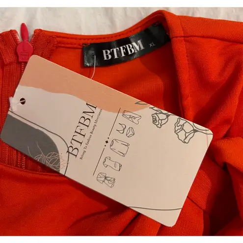 BTFBM Dress Women Size XL Red Midi Long Sleeve Cinch Waist Back Zip Stretch NWT