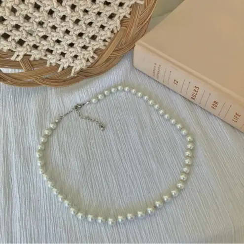 White Pearl Necklace Vintage “Beulah” 22” Classic Layering Simple Femme Elegant