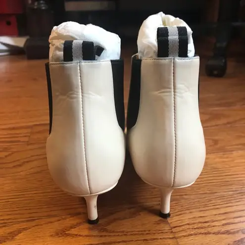 BALLY ALANNA Leather Ankle Boots in Bone White Women’s Size 8