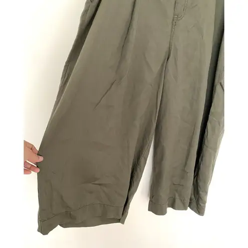 Lane Bryant NWT  Wide Leg Pants Pleated Wide Leg Crop Pants Olive Green Sz 18/20