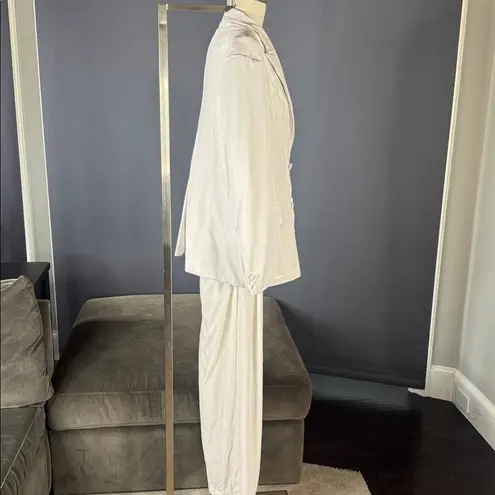 Women’s White Velvet Double Breasted Formal 2