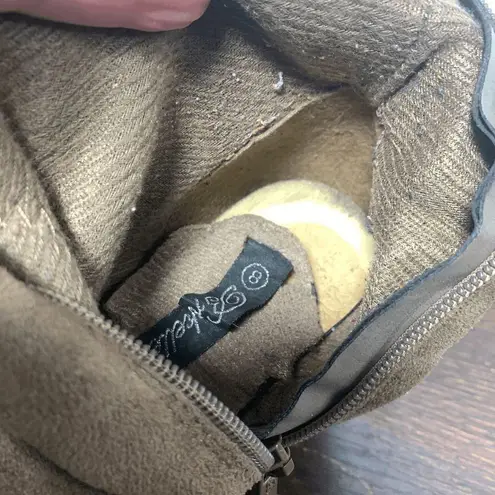 Breckelle's Faux Suede Leather Zip Closure Block Heeled Boots Size Brown 8M