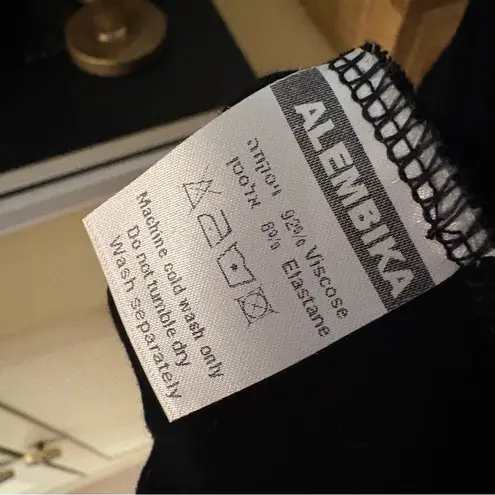 ALEMBIKA Essential Point Hem Tank Top In Black Size 6