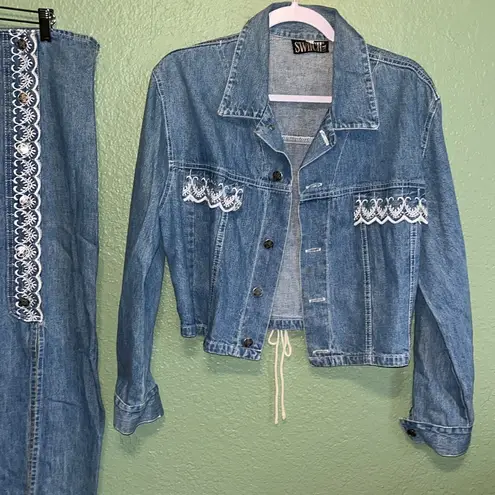 Vintage cropped Jean Jacket embroidered lace • SWITCH • cropped jacket • denim Size L