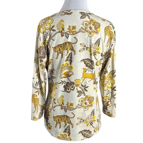 J. McLaughlin Catalina Cloth Signature Tee in Sand Gold Tigris Blossom Large