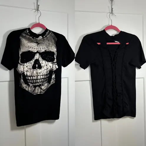 Affliction Small skull t shirt