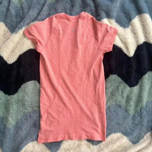 Lululemon  Pink Swiftly Tech - Image 4
