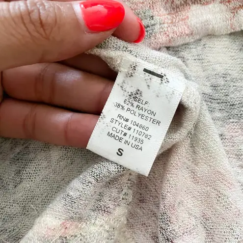 Chloe K Floral Romantic Tank Top - Small