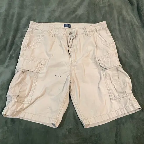 Levi Strauss & CO. Men’s Levi’s Beige Cargo Shorts Size 38