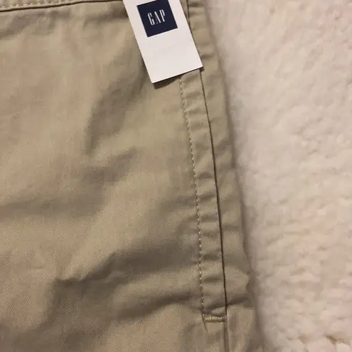 Gap  Shorts size 12 brand new with tag