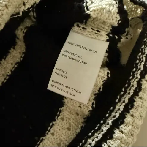 Tribal Jeans Pullover Black & White Sleeveless V