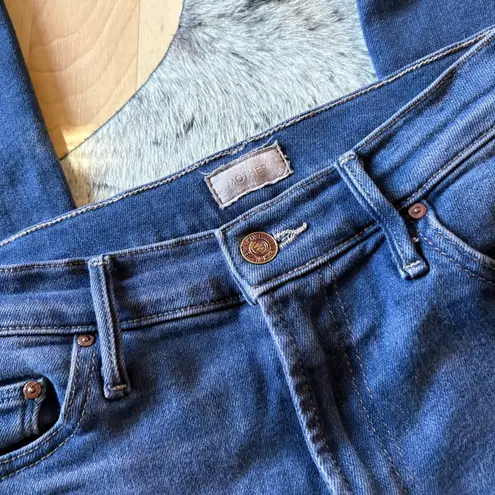 MOTHER The Insider Crop Step Fray In Sweet And Sassy Jeans Size 26 Blue