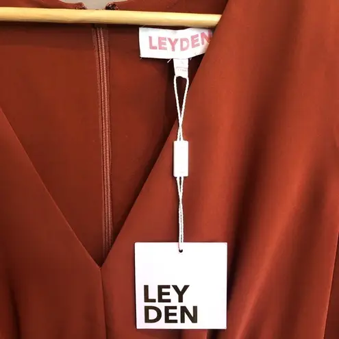 NWT LEYDEN V Neck Long Sleeve Romper Rust Small