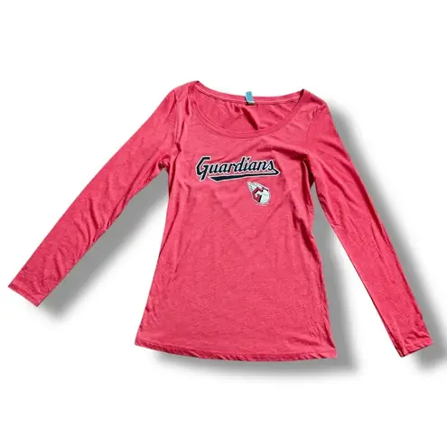 NWT Cleveland Guardians MLB Baseball Red Super Soft Long Sleeve T