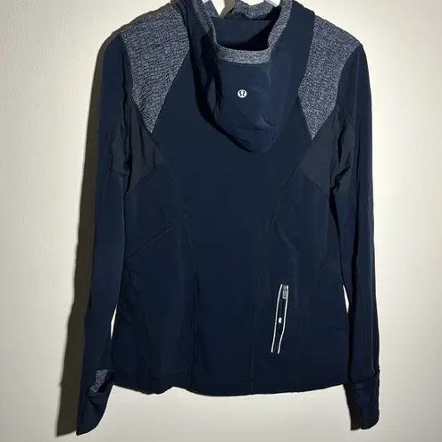 Lululemon  1/4 zip up - Image 3