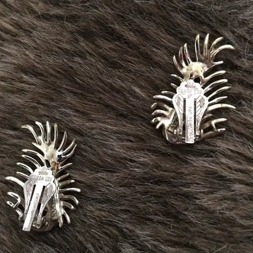 Vintage 70s Sarah Coventry Feather Fantasy clips