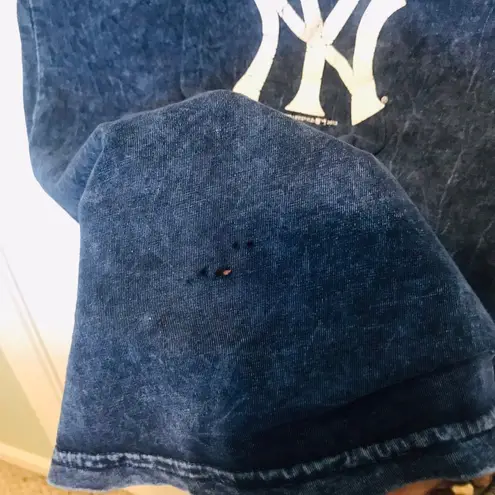 NEW YORK YANKEES MLB Womens Fitted Shirt Blue Size M