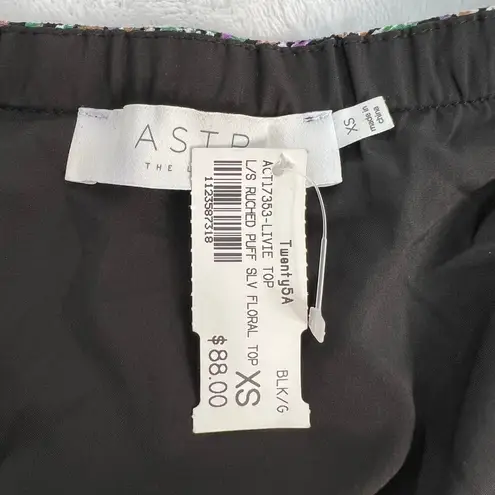 ASTR The Label Livie Floral Ruched Smocked Sleeve Top Sweetheart Neck SZ XS NWT Black