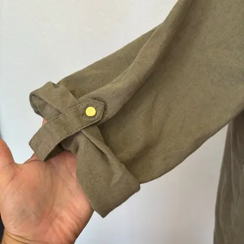 Solid Dark Green Zipper V
