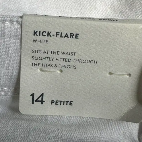 Brand New J. Jill Kick Flare White Jeans Size 14 Petite P Ankle length Raw Hem
