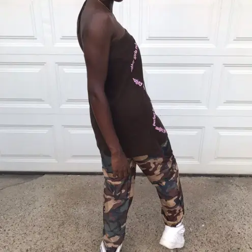 Vtg Caren Graffiti Graphic Naughty girls rule Brown Size XL