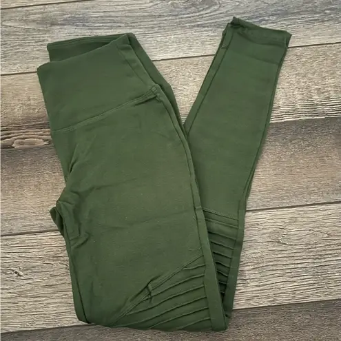 Zenana Outfitters Cotton Wide Waistband Moto Legging