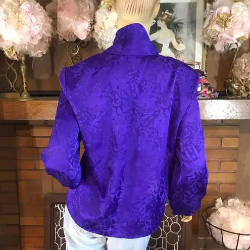 VINTAGE 1980'S PETITES BY ANN HILL PURPLE BROCADE BLOUSE (MP) Size undefined