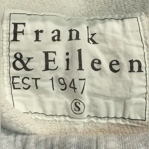 NWT Frank & Eileen CATHERINE 24"
Favorite Light Gray Drawstring Sweatpants Small