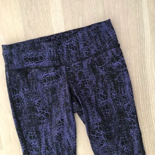 Kirkland Signature  Snakeskin Knit Workout Leggings Black Blue Size Small