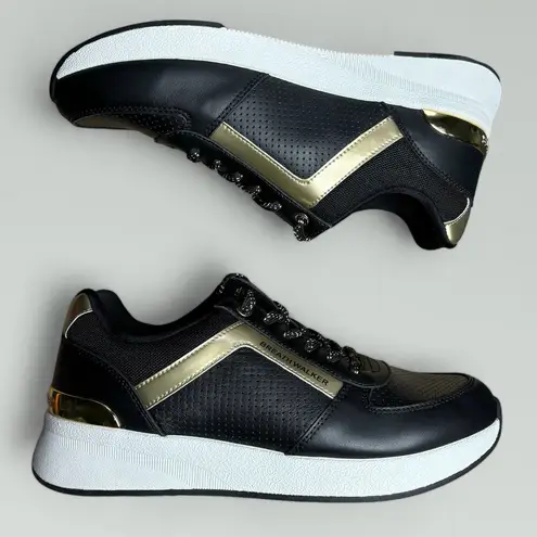 Breath Walker Lady Acupressure Sneakers in Black/Gold Black Size 8.5