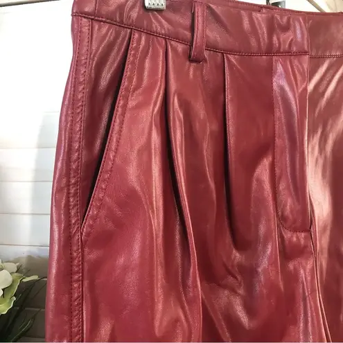 Bermuda Vintage Y2K burgundy oxblood vegan leather pleated high rise  shorts sz S