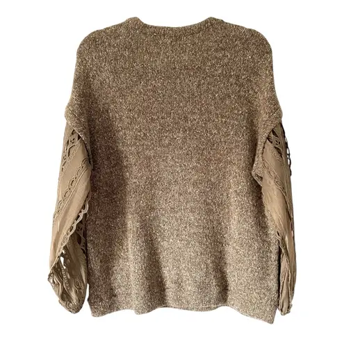 Gimmicks by BKE Gimmicks Taupe Oversized Sweater size large Taupe Eyelet Sleeves