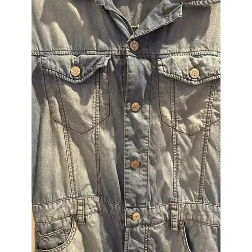 Zenana Outfitters Chambray Denim Light Wash Shorts Romper, M