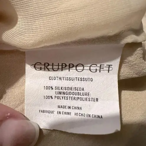 Vintage Emanuel Ungaro 100% Silk Cream Button Down Cardigan Blouse Size 10 EUC! Tan