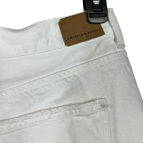 American Eagle  SZ 18 Baggy Mom Jean Shorts Distressed Hi-Rise Frayed Hems White