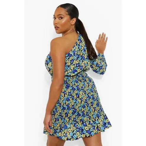 Boohoo  Plus‎ One Shoulder Mini Dress 18 Women's Smocked Floral Mod Retro 70's