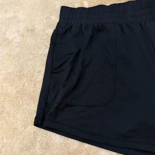 All In Motion Target black pocket elastic waistband shorts women’s size large