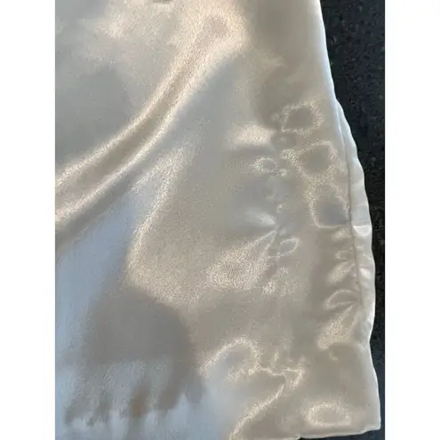 Vintage 80” California Dynasty Robe Size Large