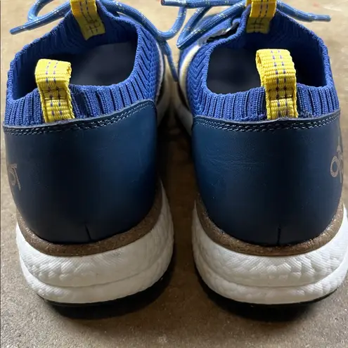 OTBT Speed shoe in Blue, Yellow and white
Size: 7