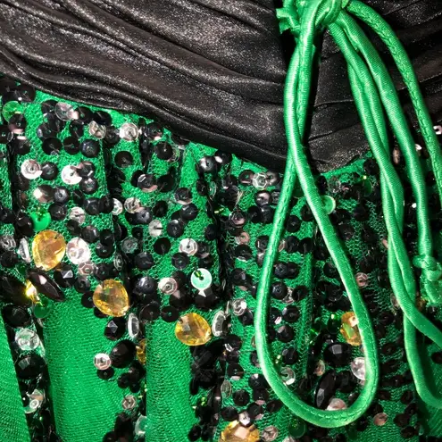 Alyce Paris Green and black short prom dress