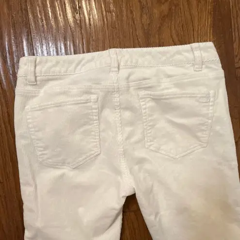 Vineyard Vines  cream corduroy skinny pant size 6